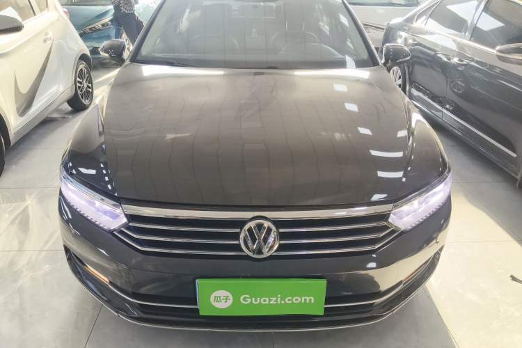 Used Volkswagen Magotan 2019 330TSI DSG Leading Model China VI Standard Front