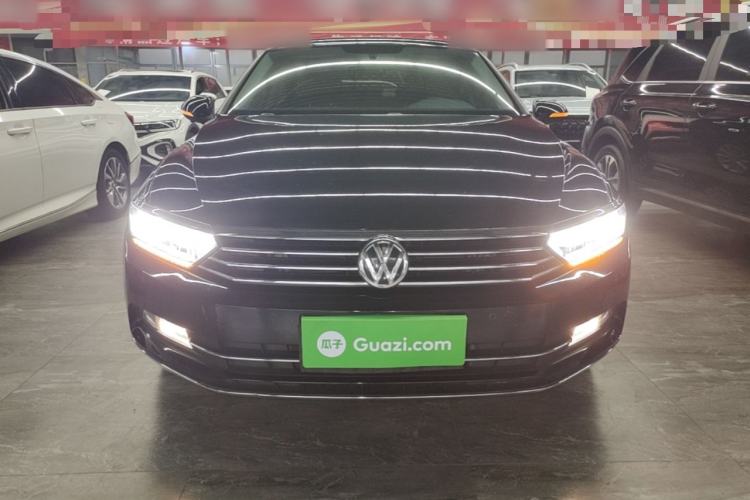 Used Volkswagen Magotan 2019 330TSI DSG Leading Model China VI Standard Front