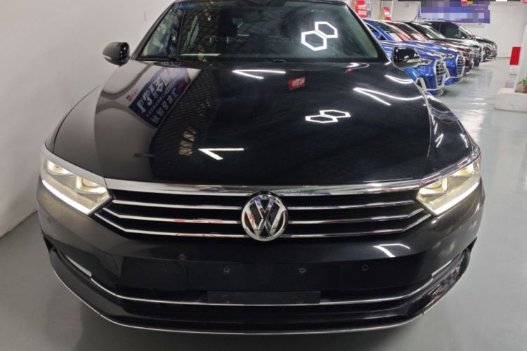 Used Volkswagen Magotan 2019 330TSI DSG Leading Model China VI Standard Front