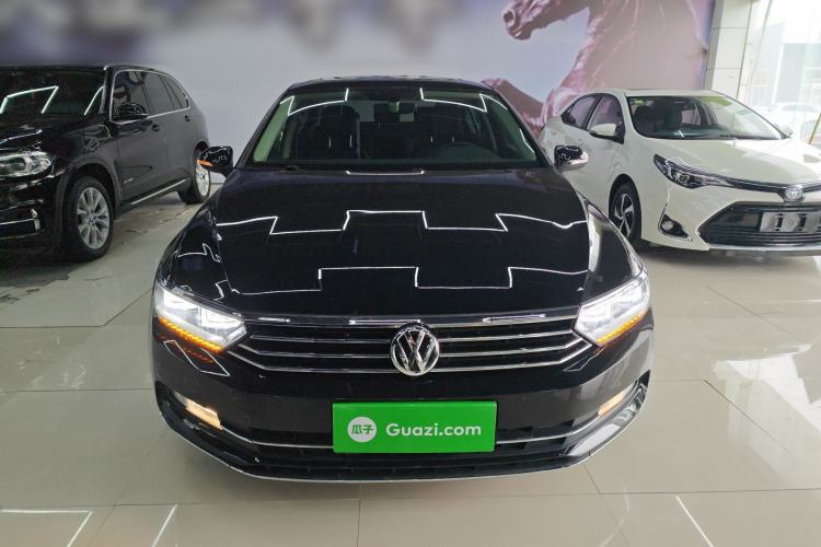 Used Volkswagen Magotan 2019 330TSI DSG Luxury Model China V Standard Front