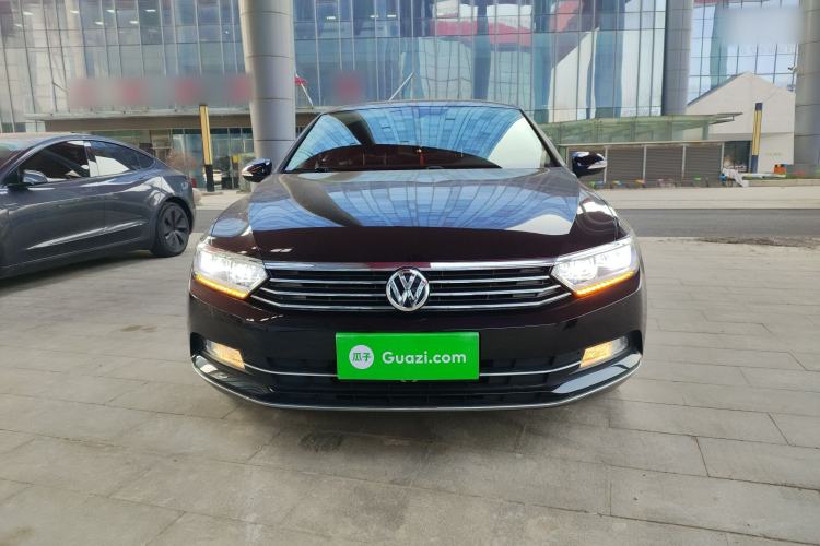 Used Volkswagen Magotan 2019 330TSI DSG Luxury Version China VI Standard Front