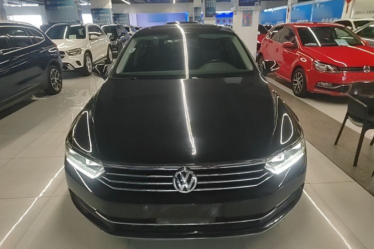 Used Volkswagen Magotan 2019 330TSI DSG Leading Edition China V Standard Front