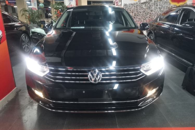 Used Volkswagen Magotan 2019 330TSI DSG Leading Edition China V Standard Front