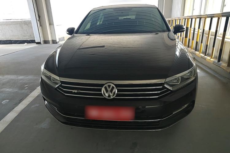 Used Volkswagen Magotan 2019 330TSI DSG Leading Model China VI Standard Front