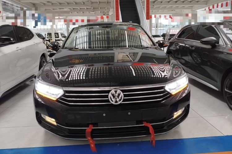Used Volkswagen Magotan 2019 330TSI DSG Luxury Model China V Standard Front