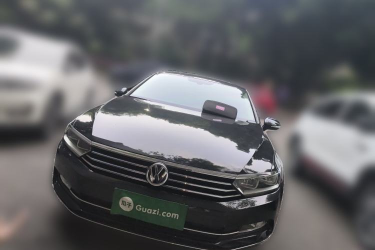 Used Volkswagen Magotan 2019 330TSI DSG Luxury Version China VI Standard Front