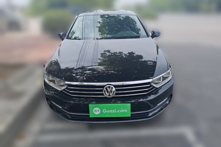 Used Volkswagen Magotan 2019 330TSI DSG Luxury Version China VI Standard Front