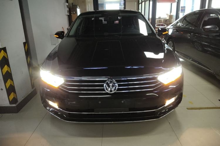 Used Volkswagen Magotan 2019 330TSI DSG Leading Edition China V Standard Front