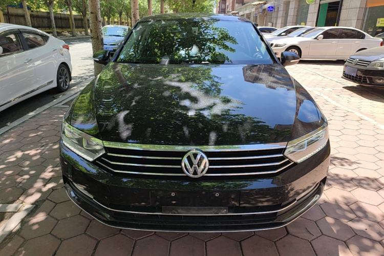 Used Volkswagen Magotan 2019 330TSI DSG Luxury Model China V Standard Front