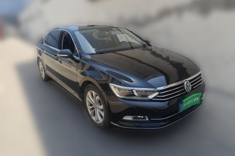 Used Volkswagen Magotan 2019 330TSI DSG Luxury Version China VI Standard Front Right 45 Deg