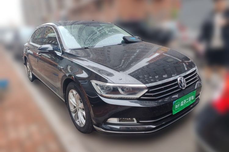 Used Volkswagen Magotan 2019 380TSI DSG Luxury Model China V Standard Front Right 45 Deg