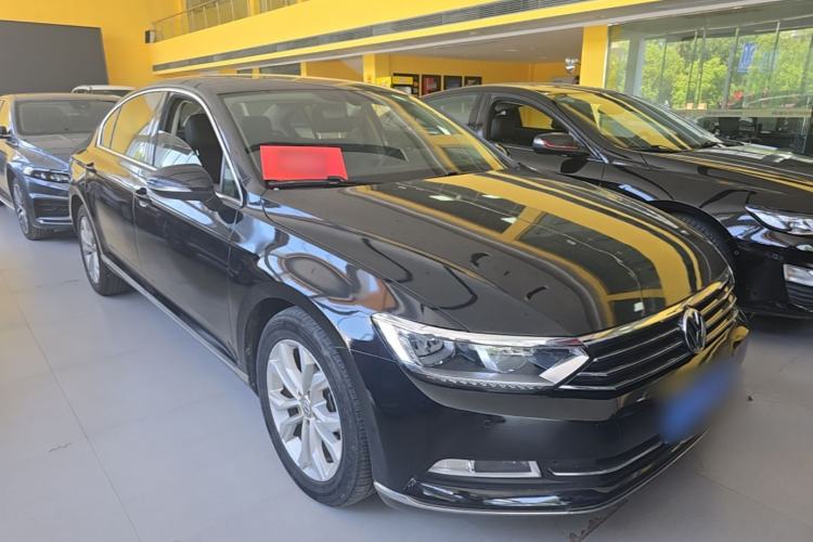 Used Volkswagen Magotan 2019 330TSI DSG Luxury Version China VI Standard Front Right 45 Deg