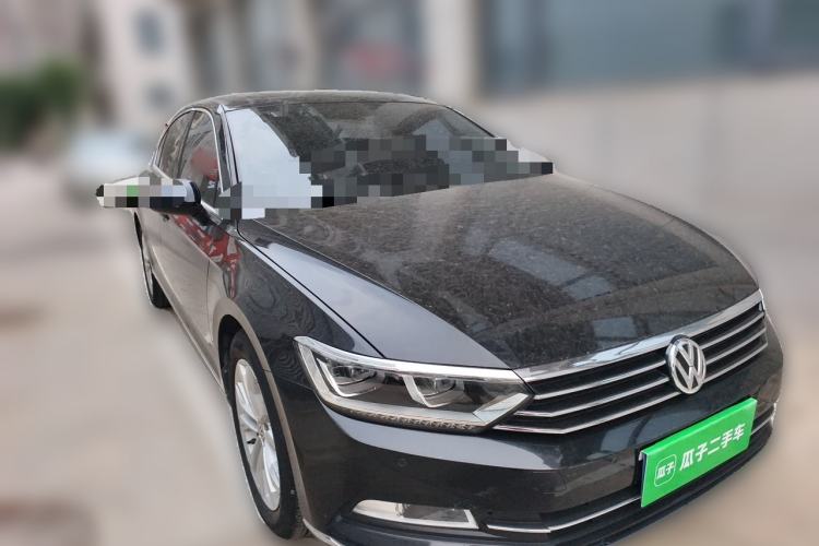 Used Volkswagen Magotan 2019 330TSI DSG Luxury Model China V Standard Front Right 45 Deg
