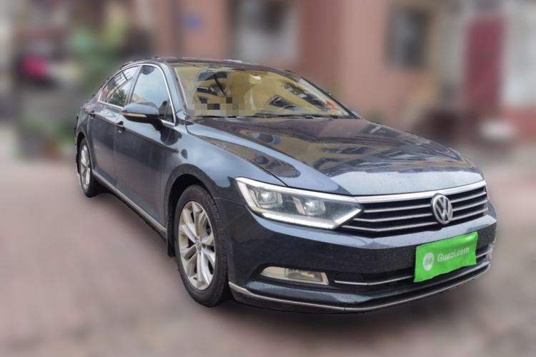 Used Volkswagen Magotan 2019 330TSI DSG Luxury Version China VI Standard Front Right 45 Deg