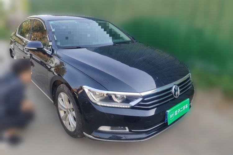 Used Volkswagen Magotan 2019 330TSI DSG Luxury Version China VI Standard Front Right 45 Deg