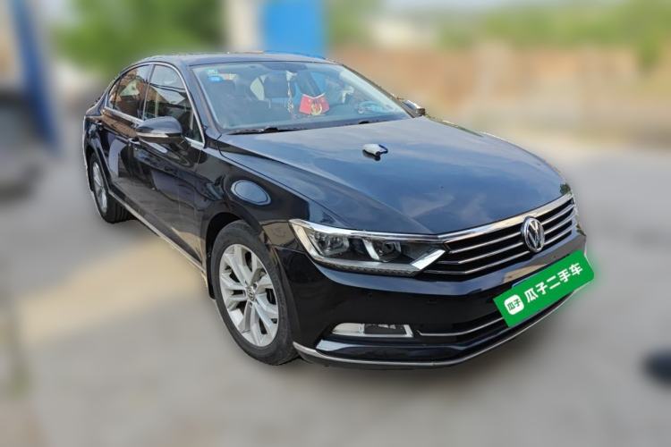 Used Volkswagen Magotan 2019 330TSI DSG Luxury Version China VI Standard Front Right 45 Deg