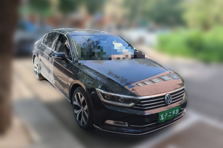 Used Volkswagen Magotan 2019 380TSI DSG Prestige Model China VI Standard Front Right 45 Deg