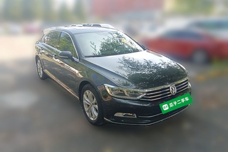 Used Volkswagen Magotan 2019 330TSI DSG Luxury Version China VI Standard Front Right 45 Deg