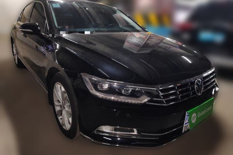 Used Volkswagen Magotan 2019 330TSI DSG Luxury Version China VI Standard Front Right 45 Deg