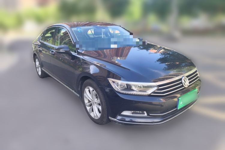 Used Volkswagen Magotan 2019 330TSI DSG Luxury Version China VI Standard Front Right 45 Deg