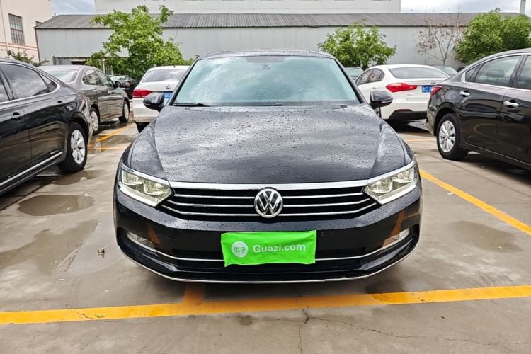 Used Volkswagen Magotan 2019 330TSI DSG Leading Model China VI Standard Front