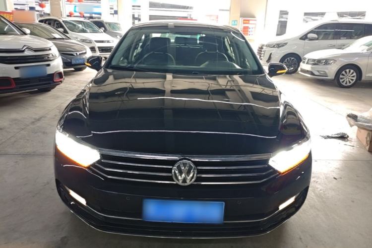Used Volkswagen Magotan 2019 330TSI DSG Leading Edition China V Standard Front