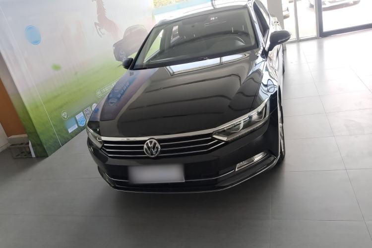Used Volkswagen Magotan 2019 330TSI DSG Leading Edition China V Standard Front
