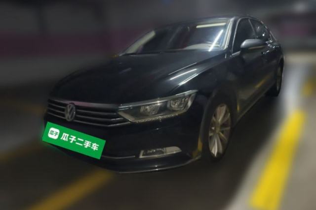 Ojetý Volkswagen Magotan 2019 330TSI DSG Leading Model China VI Standard
