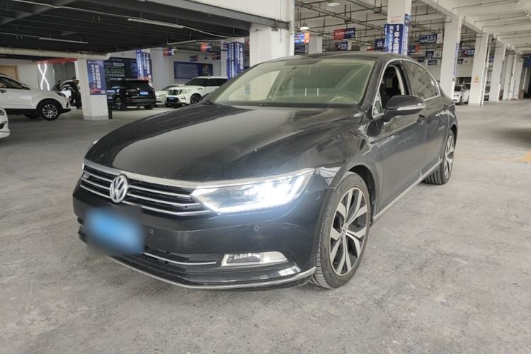 Used Volkswagen Magotan 2019 280TSI DSG Comfort Model China V Standard Guazi used car, China used car export, Used car for sale, Used  cars, Cheapest cars for sale