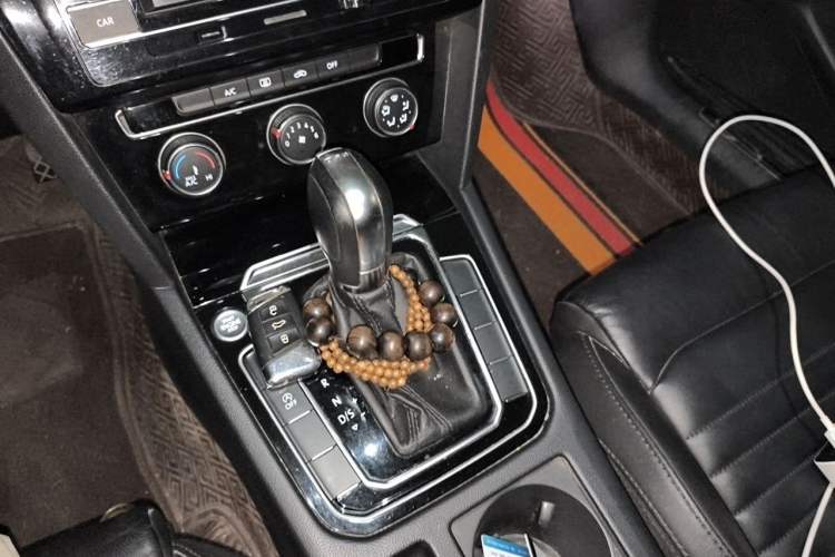 Used Volkswagen Magotan 2019 330TSI DSG Leading Model China VI Standard Gear Lever