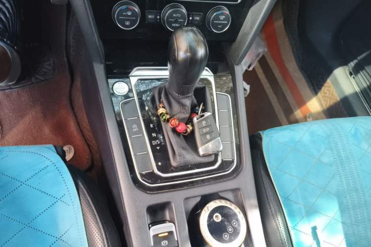 Used Volkswagen Magotan 2019 380TSI DSG Prestige Model China VI Standard Gear Lever