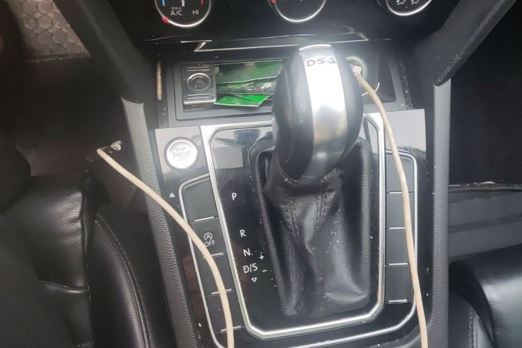 Used Volkswagen Magotan 2019 330TSI DSG Leading Model China VI Standard Gear Lever