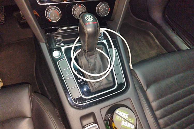 Used Volkswagen Magotan 2019 330TSI DSG Leading Model China VI Standard Gear Lever