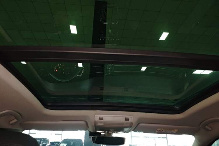 Used Volkswagen Magotan 2019 330TSI DSG Luxury Version China VI Standard Headliner