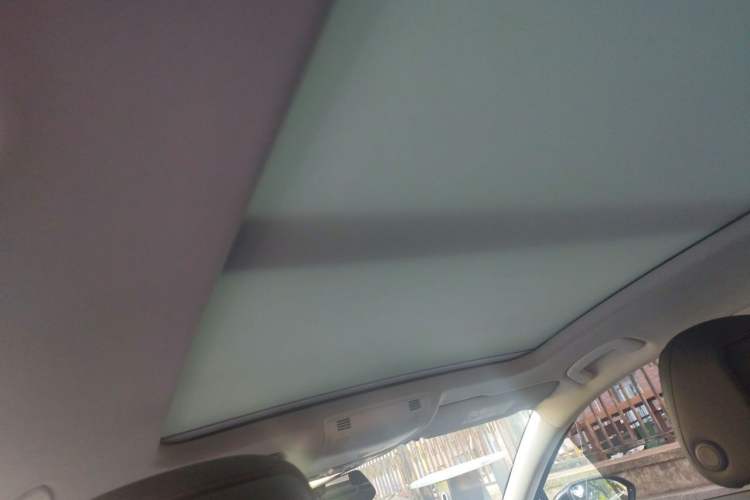 Used Volkswagen Magotan 2019 330TSI DSG Leading Model China VI Standard Headliner