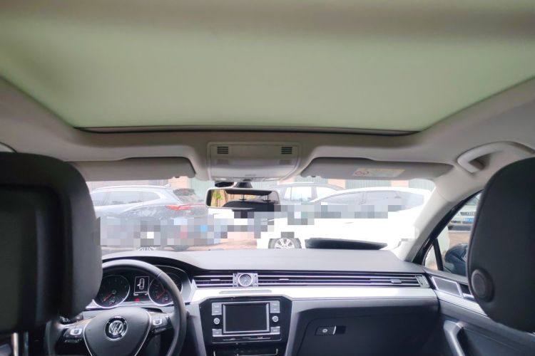 Used Volkswagen Magotan 2019 330TSI DSG Leading Model China VI Standard Headliner