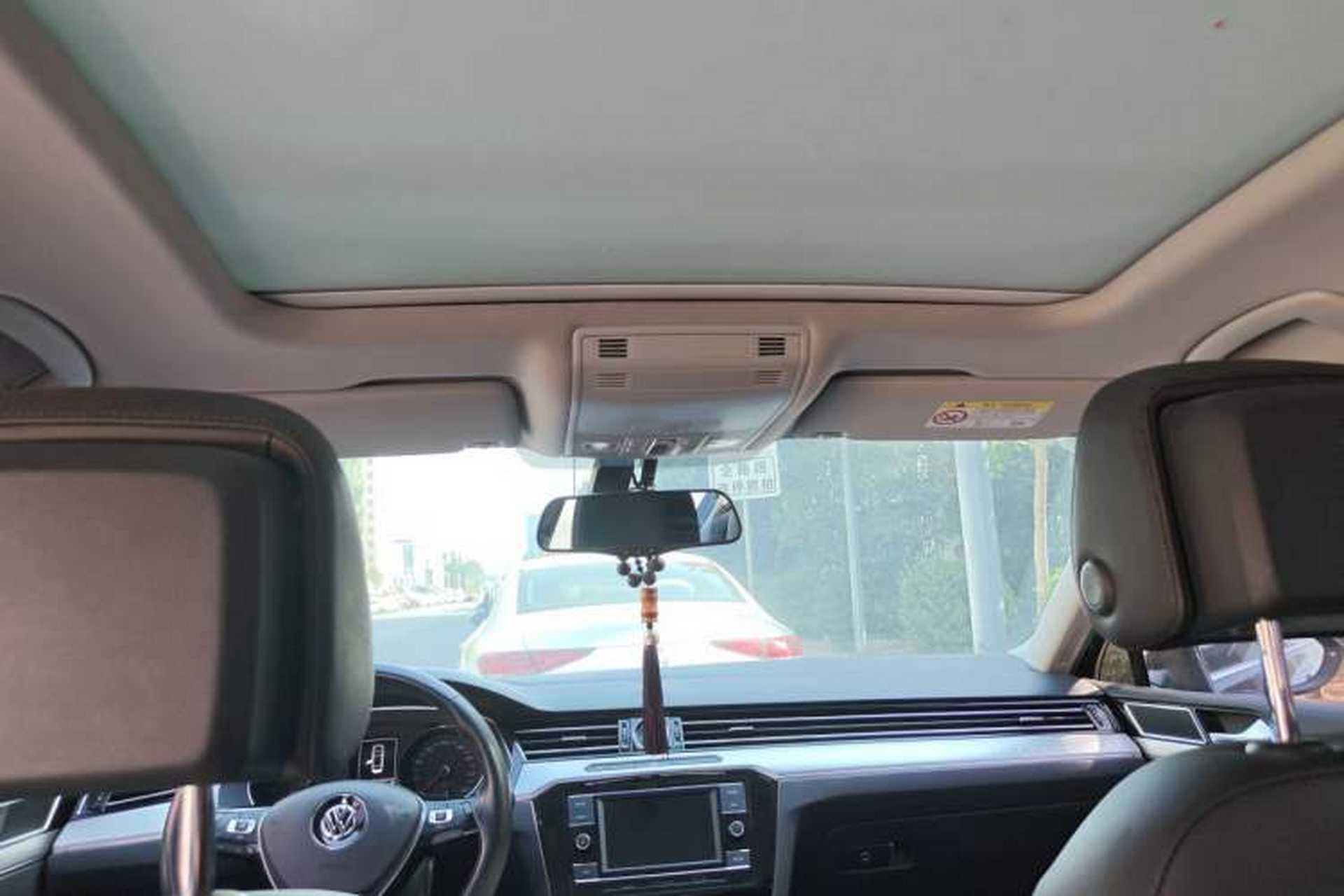 Used Volkswagen Magotan 2019 330TSI DSG Leading Model China VI Standard Headliner