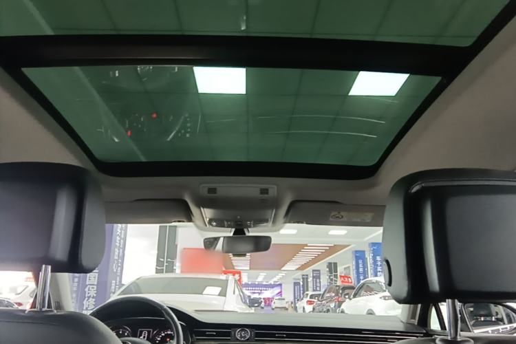 Used Volkswagen Magotan 2019 380TSI DSG Luxury Model China V Standard Headliner