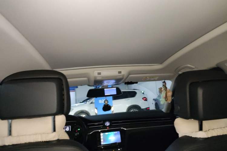 Used Volkswagen Magotan 2019 330TSI DSG Luxury Version China VI Standard Headliner
