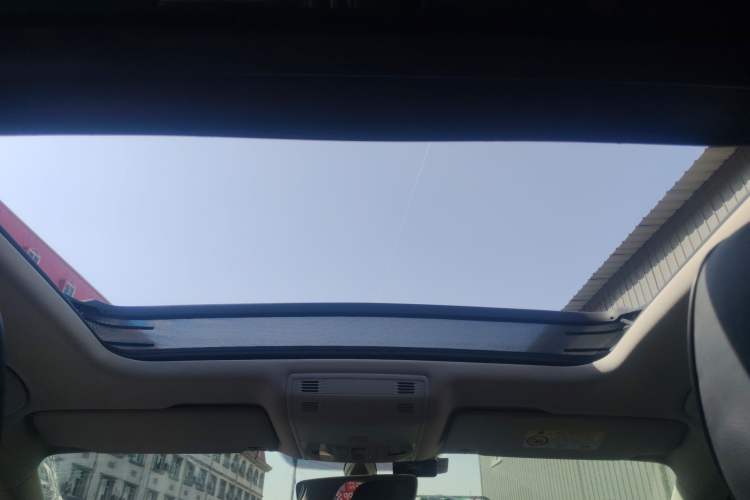 Used Volkswagen Magotan 2019 330TSI DSG Luxury Version China VI Standard Headliner