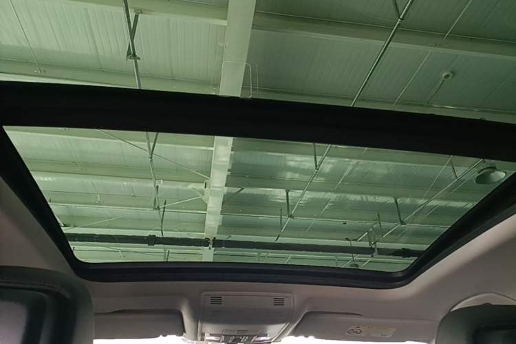 Used Volkswagen Magotan 2019 330TSI DSG Leading Model China VI Standard Headliner
