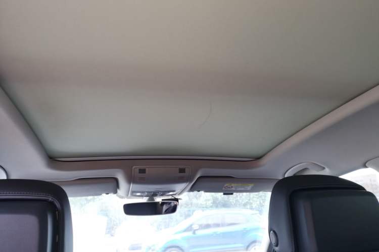 Used Volkswagen Magotan 2019 330TSI DSG Luxury Version China VI Standard Headliner