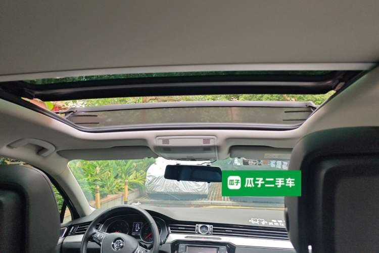 Used Volkswagen Magotan 2019 330TSI DSG Leading Model China VI Standard Headliner