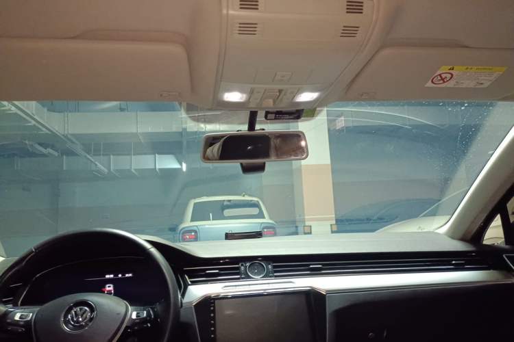 Used Volkswagen Magotan 2019 280TSI DSG Leading Model China V Standard Headliner