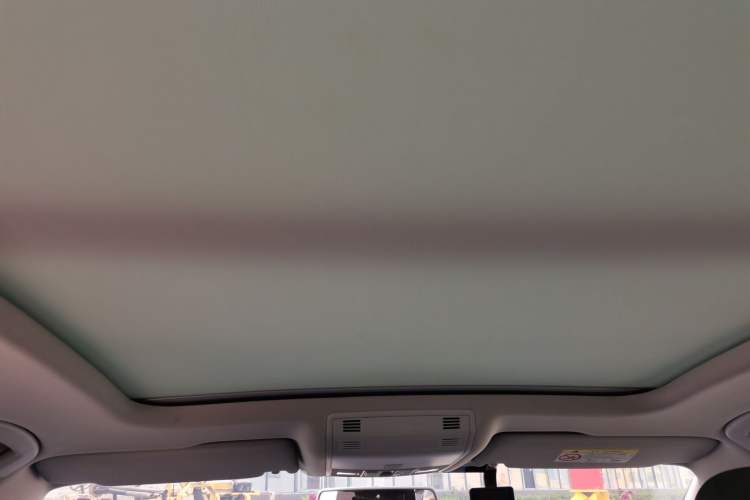 Used Volkswagen Magotan 2019 330TSI DSG Leading Model China VI Standard Headliner