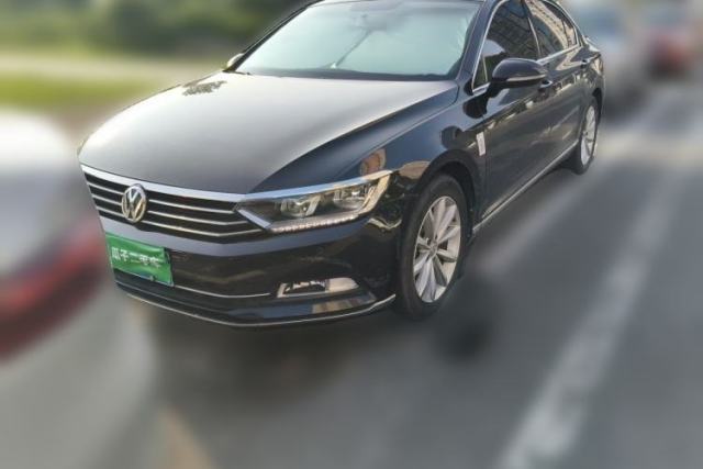 Volkswagen Magotan 2019 330TSI DSG Leading Model China VI Standard usado