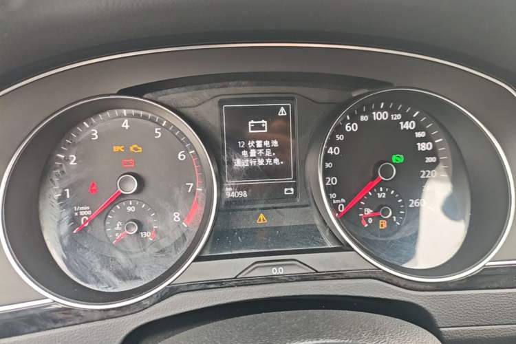 Used Volkswagen Magotan 2019 330TSI DSG Leading Model China VI Standard Instrument Cluster