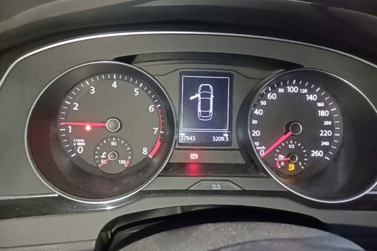 Used Volkswagen Magotan 2019 330TSI DSG Leading Edition China V Standard Instrument Cluster
