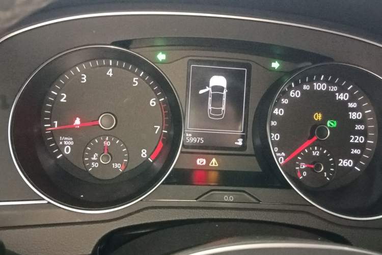 Used Volkswagen Magotan 2019 280TSI DSG Comfort Model China VI Standard Instrument Cluster