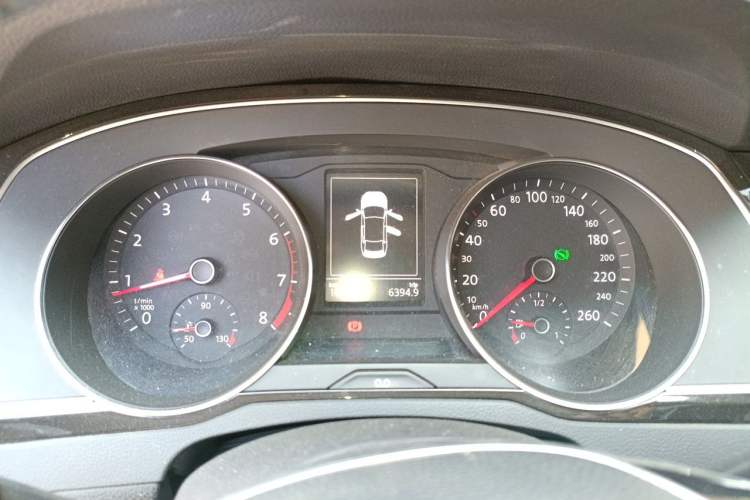 Used Volkswagen Magotan 2019 330TSI DSG Luxury Model China V Standard Instrument Cluster